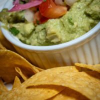 Guacamole & chips